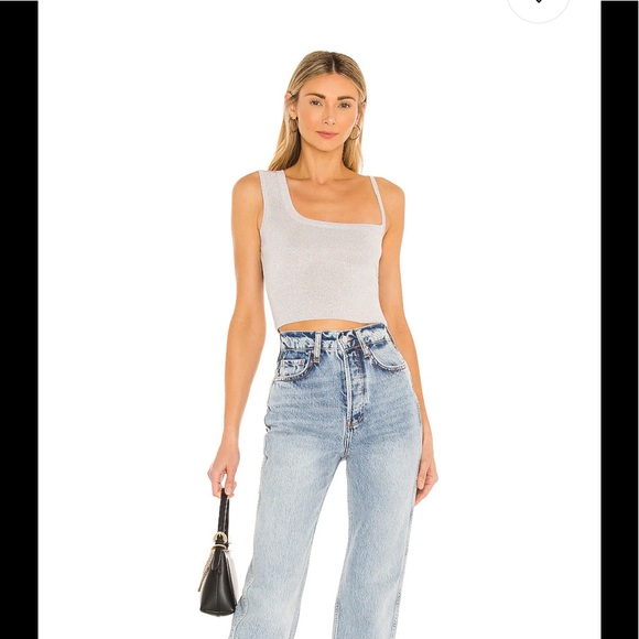 Superdown asymmetrical fitted slightly cropped top - Picture 2 of 8